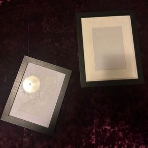 2 Picture Frames